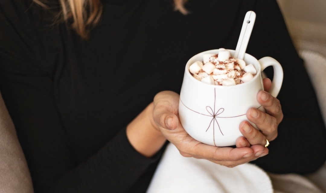 Rezept für cremige heiße Schokolade mit Marshmallows - Petra König